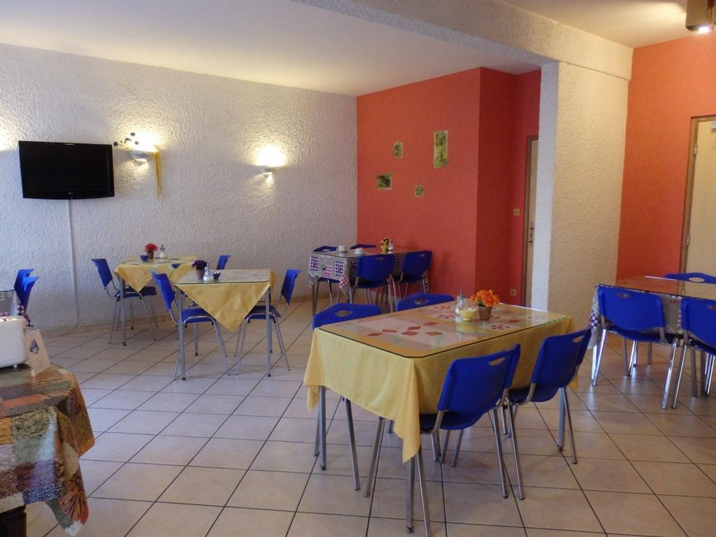 Servhotel Morestel Exterior photo
