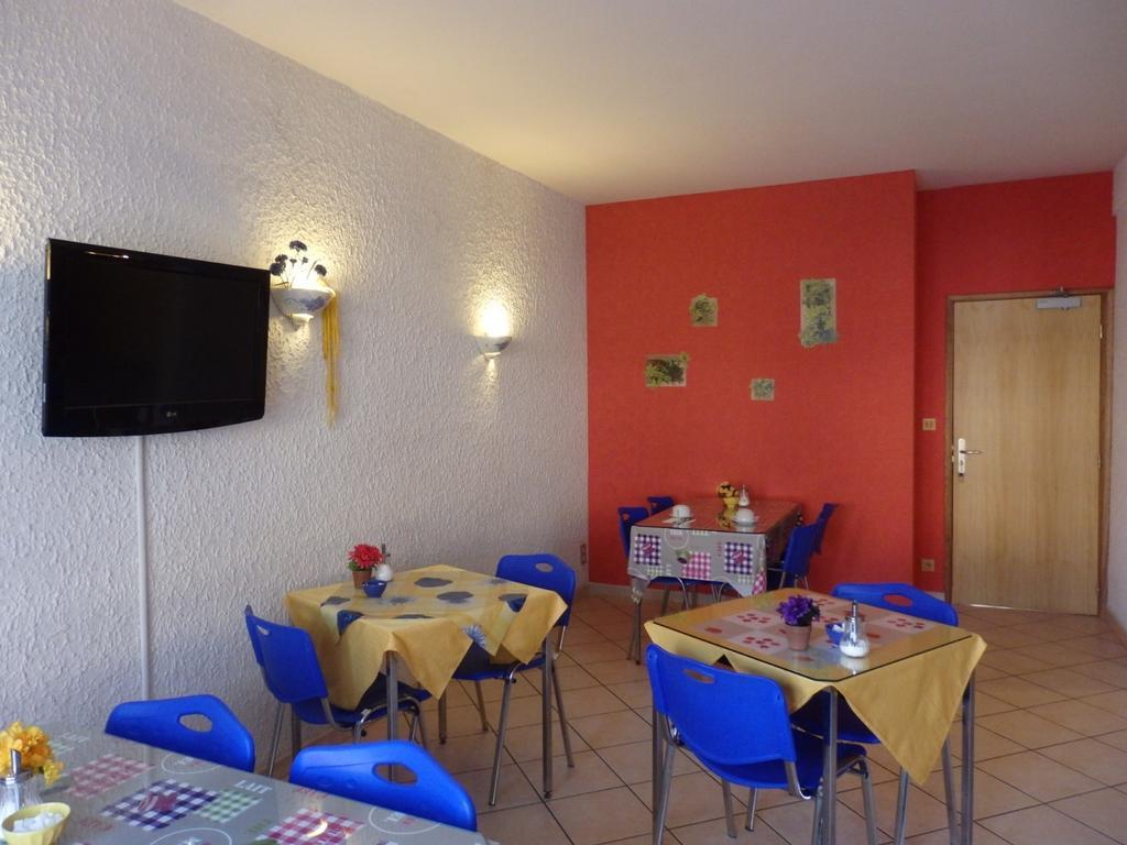 Servhotel Morestel Exterior photo
